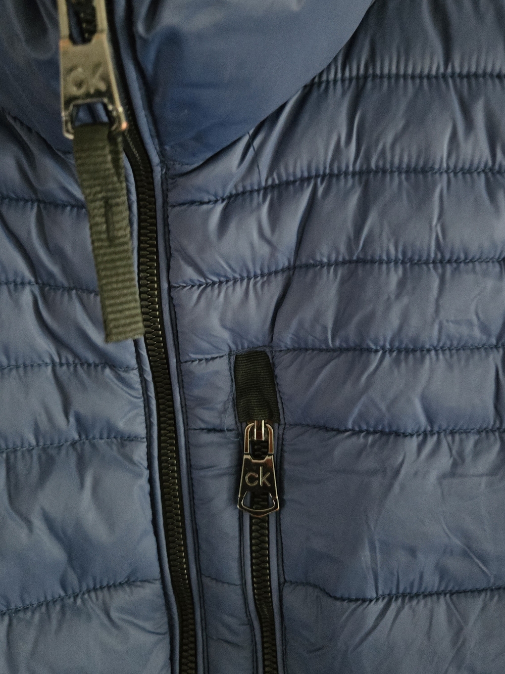 Calvin Klein Men's Blue Quilted Lightweight Puffer Jacket - Picture 13 of 17